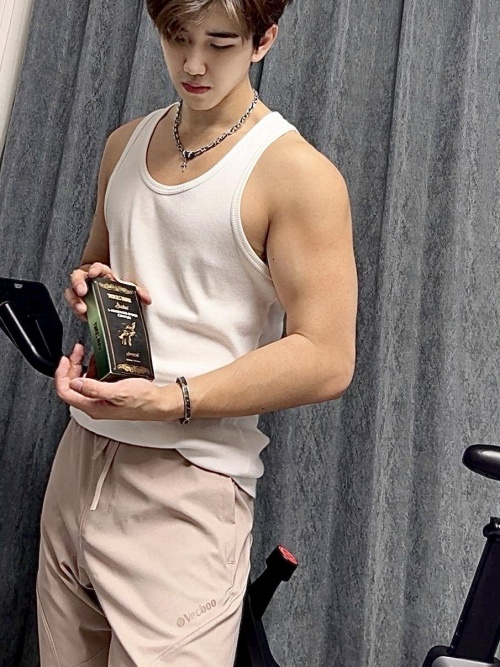 迪拜特勃turboman助力，夫妻相处也更有默契