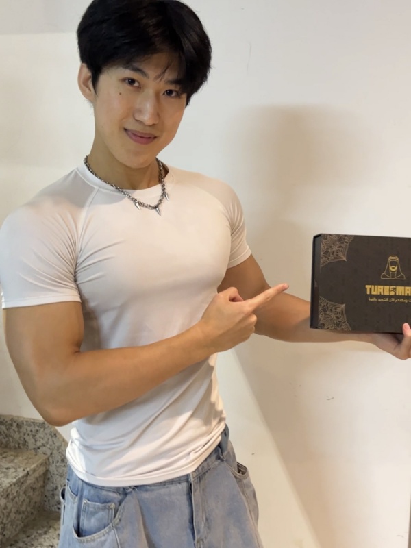 屈先生连轴转太拼了！加班家务加健身，有迪拜