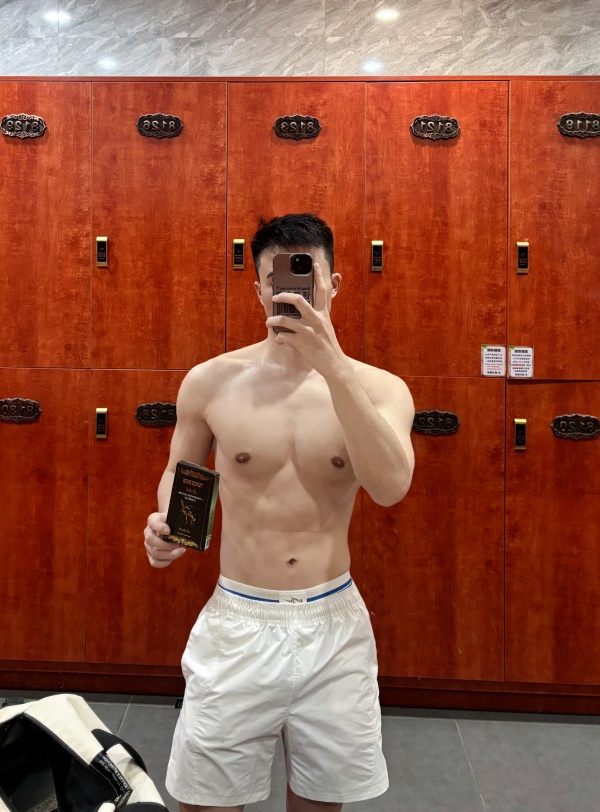 男士日常三大场景，有迪拜特勃turboman更自在